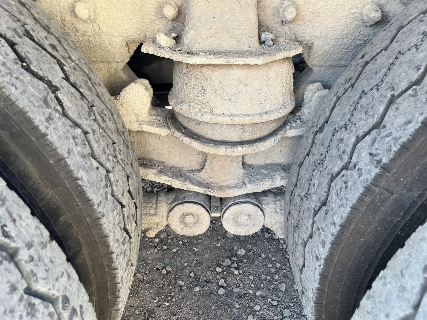 ./imagenes/INVOICE/2019/17648/CAMION REVOLVEDOR INTERNATIONAL PAYSTAR 5000 CON EQUIPO MCNEILUS (51).JPG